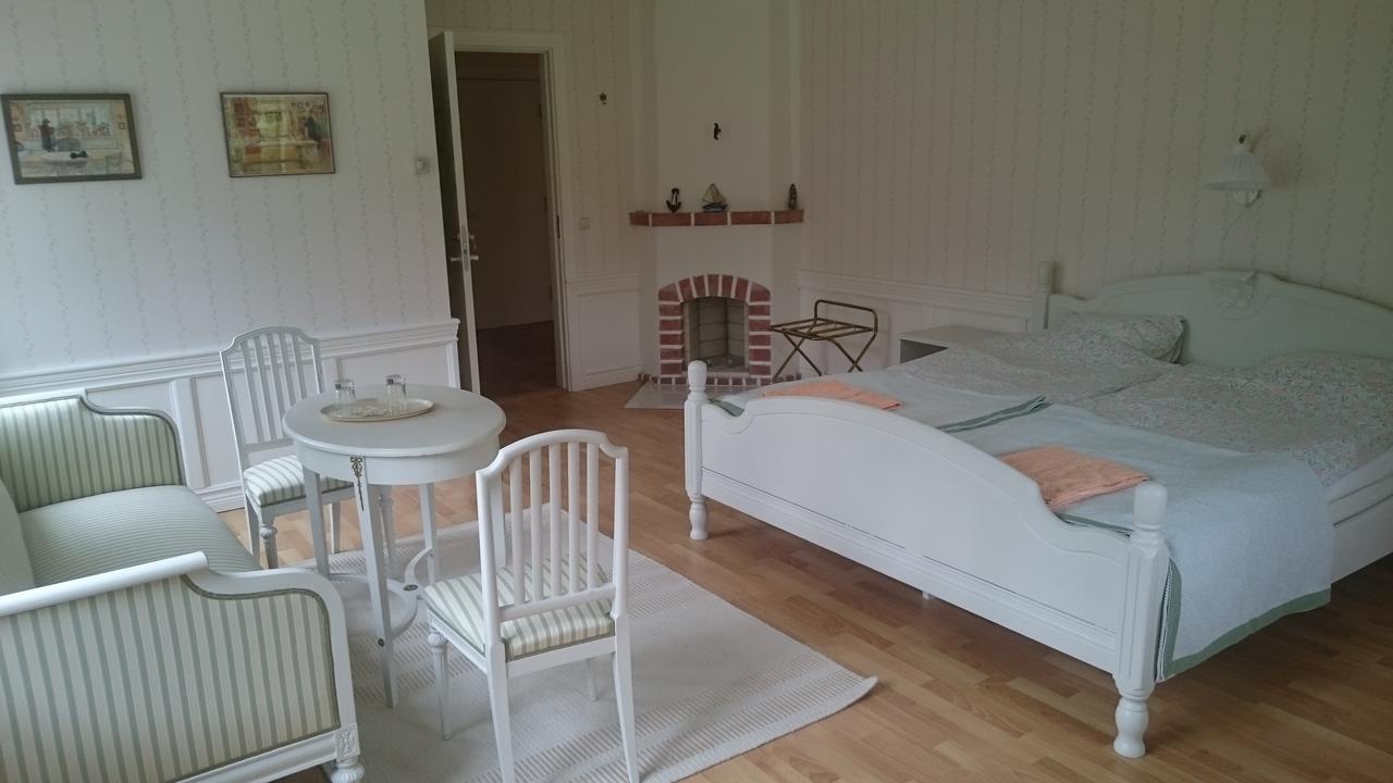 Отель Salno Gard Bylehamn Экстерьер фото